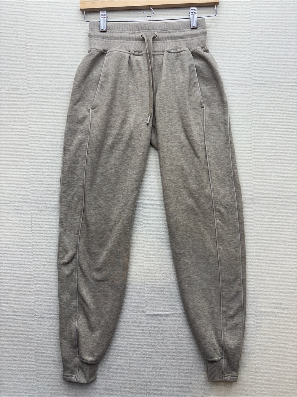 Title Nine | XS Drawstring Jogger Pants - Taupe